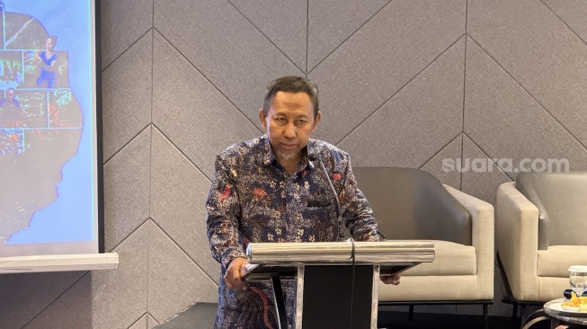 Direktur Keuangan, Manajemen Risiko & Umum BPDP, Zaid Burhan Ibrahim saat media briefing yang digelar di Hotel Mercure, Pangkalan Bun, Kalimantan Tengah, Rabu (29/7/2026). [Suara.com/Dicky Prastya]