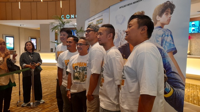 Film Bapakmu Kiper merilis trailer dan poster di kawasan Kuningan, Jakarta Selatan, Selasa (28/7/2026). [Alya Khaerunisa/Suara.com]
