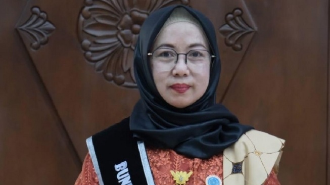 Profil Noor Faizah Maenofie, Istri Bupati Pemalang yang Turut Diamankan KPK