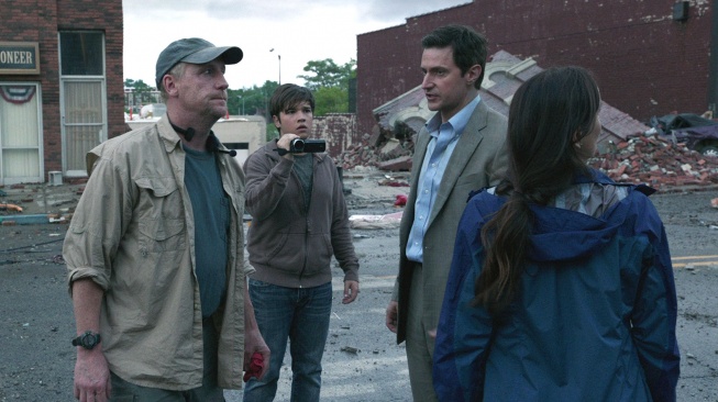 Film Into the Storm akan tayang pada Kamis (30/7/2026) malam ini pukul 20.00 WIB di Trans TV. [YouTube]