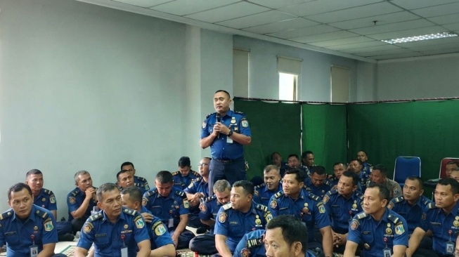 Di Balik Profesi Petugas Damkar, Ada Risiko yang Tak Selalu Terlihat