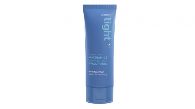 Wardah Lightplus Low pH Nano Niacinamide Low Molecular Hyaluronic Gentle Facial Wash