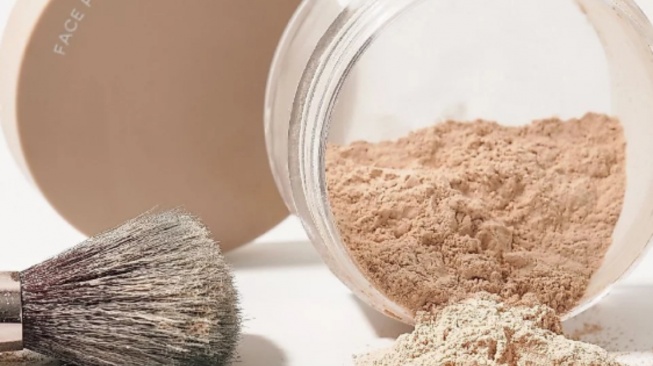 BLP Compact Powder. [BLP]