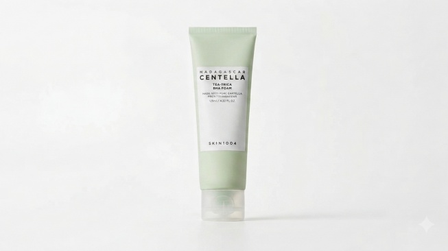SKIN1004 Madagascar Centella Tea-Trica BHA Foam