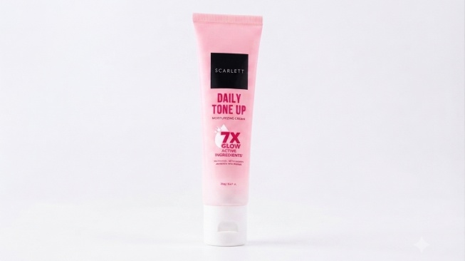 Scarlett Daily Tone Up Moisturizing Cream