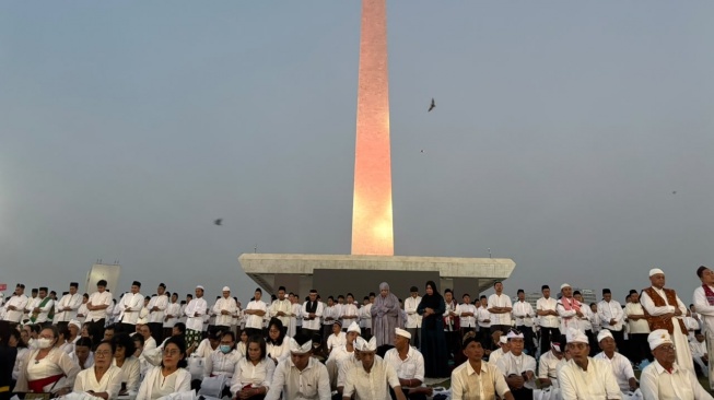 Aksi Copet di Tengah Zikir Monas: iPhone 13 Wartawan dan Dompet Jemaah Lenyap