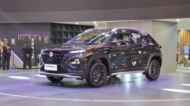 Suzuki Fronx sekarang punya varian Kuro. (Foto: SUARA.COM/Manuel Jeghesta)