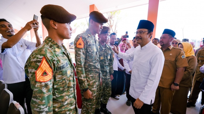 Kunjungi Sekolah Rakyat Gresik, Gus Ipul Pantau Program Taruna Bhakti Nusantara