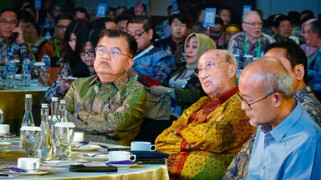 Peringatan Keras Jusuf Kalla untuk Ekonomi RI : Sentil Kebijakan, Utang hingga Perubahan Iklim