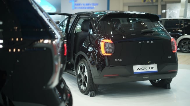 AION UT Black Melantai di GIIAS 2026. (Foto: GAC)