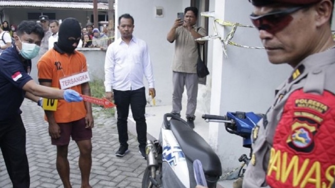 Rekonstruksi Pembunuhan Mahasiswi di Mataram: Begini Perjalanan Tersangka Usai Habisi Korban