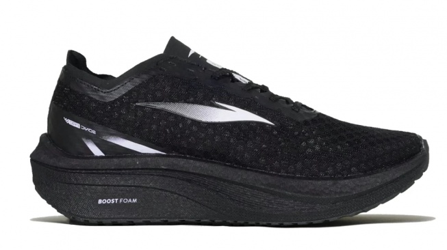 4 Pilihan Sepatu Lari Lokal Lycan, Ada yang Dipakai Ganjar Pranowo