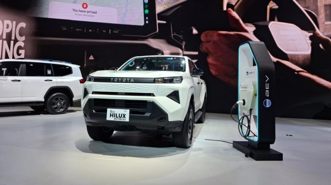 Tantangan Adopsi Toyota Hilux Listrik Bagi Pengusaha Akibat Selisih Harga