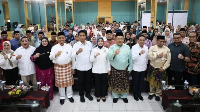 Wamendagri Wiyagus Dorong Percepatan Desa dan Kelurahan Siaga TBC di Provinsi Riau