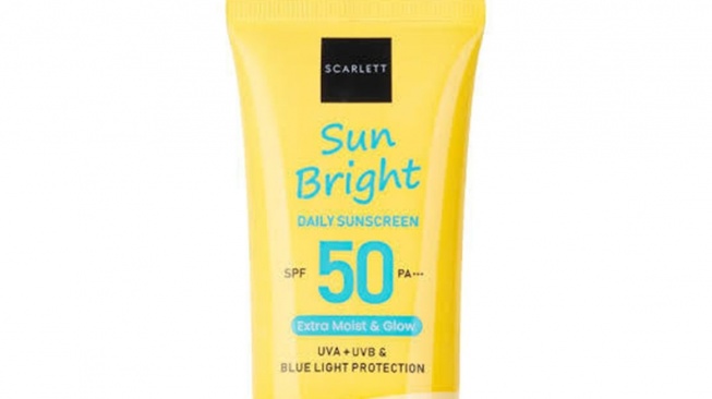 Scarlett Whitening Sun Bright Daily Sunscreen SPF 50 PA+++