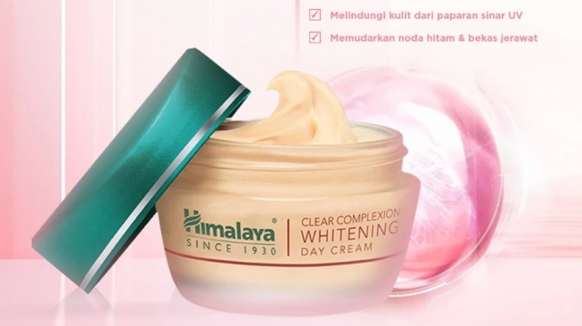 Himalaya Clear Complexion Brightening Day Cream (Shopee)