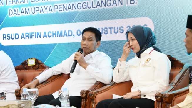 Wamendagri Wiyagus meminta para camat, lurah, dan kepala desa mengambil peran aktif dalam memimpin upaya penanggulangan TBC di wilayah masing-masing. (Dok: Kemendagri)