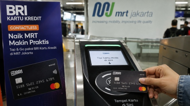 Makin Mudah Naik MRT Jakarta, Kini Cukup Tap BRI Kartu Kredit Contactless