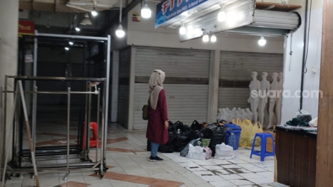 PGS Resmi Tutup Permanen Gara-gara Pailit, Pedagang Mulai Kosongkan Kios dan Pindah