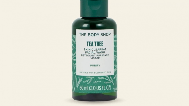 The Body Shop Tea Tree Skin Clearing Facial Wash.