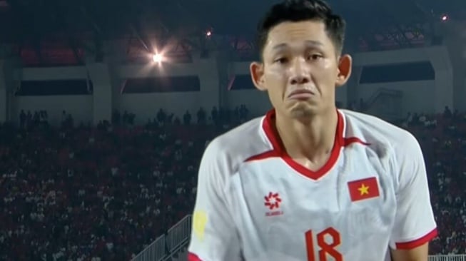 Makin Panas! Satu Per Satu Pemain Timnas Vietnam Tantang Justin Hubner