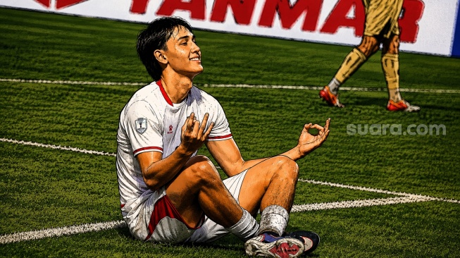 striker Mitchell Baker sebagai juru gedor di laga hidup mati melawan Singapura. [Suara.com/AI]