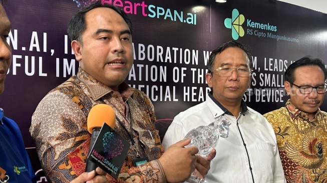 Indonesia Pertama di ASEAN Pasang Pompa Jantung Terkecil Dunia, Pasiennya Penjual Nasi Uduk