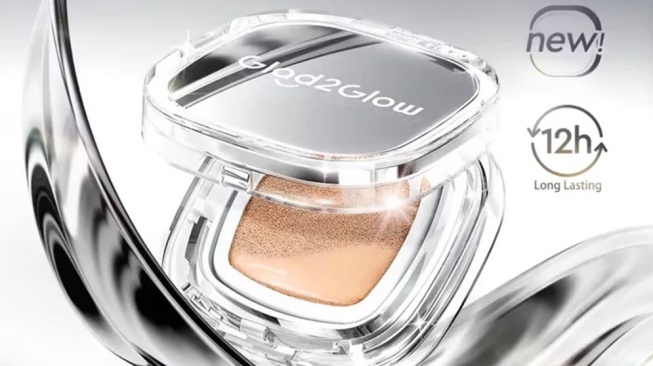 Glad2Glow Perfect Cover Glow Cushion (Silver). (glad2glow.com)