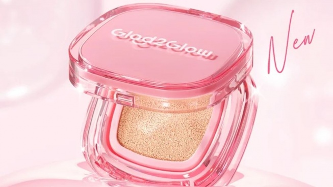 Glad2Glow Perfect Cover Cushion (Pink). (glad2glow.com)