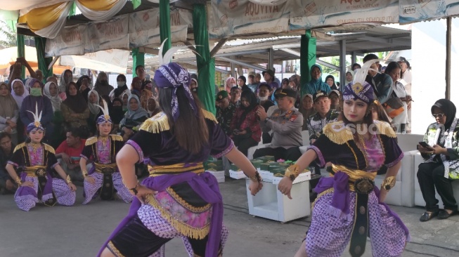 Pertunjukan Jathilan di Pasar Balangan saat GEMPAR [Foto: Michael/SuaraJogja]