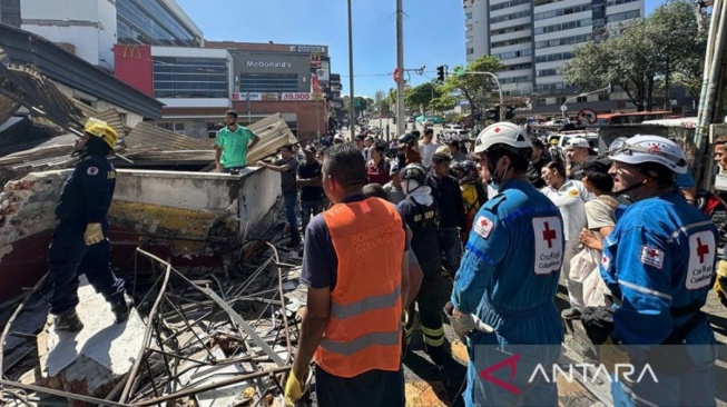 Gempa magnitudo 7,4 mengguncang Kolombia, menewaskan ratusan warga dan melumpuhkan transportasi udara nasional. (Antara)
