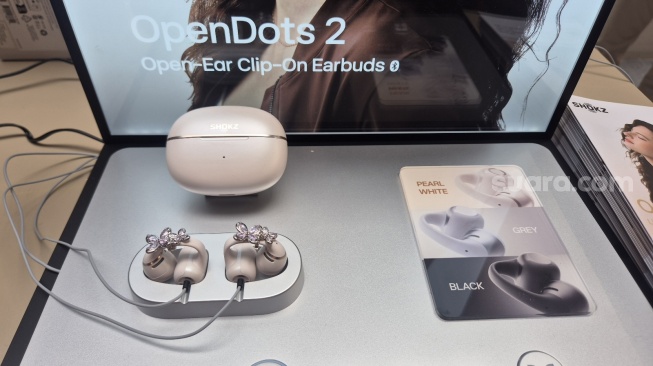 Peluncuran Shokz OpenDots 2 di Jakarta, Selasa (11/8/2026). [Suara.com]