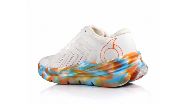 sepatu lari Ortuseight Hyperblast Encore untuk long run (shopee)