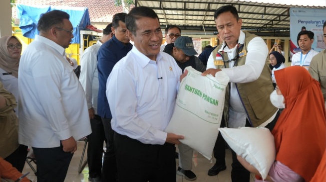 Setiap PBP menerima beras sebanyak 30 kilogram yang merupakan alokasi untuk tiga bulan, yakni Juli, Agustus, dan September 2026, masing-masing sebanyak 10 kilogram per bulan. (Dok: Bulog)