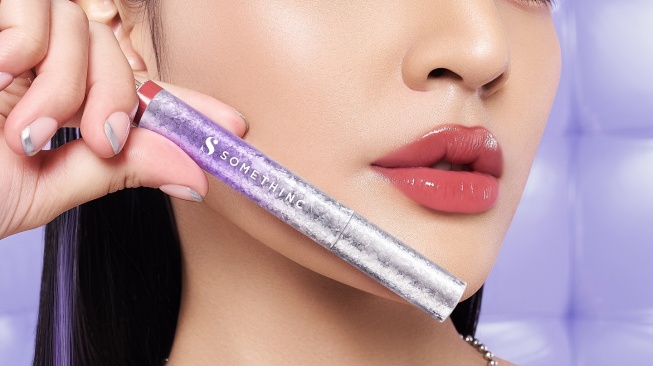 Tinted Lip Balm Somethinc Apakah Tahan Lama? Ini Klaim dan Ulasan Pembeli