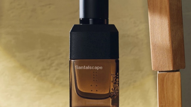Kahf Santalscape Extrait de Parfum.