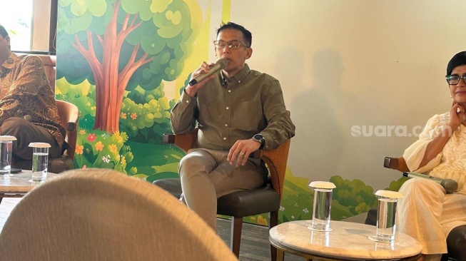Presiden Komisaris PT Bundamedik Tbk (BMHS) sekaligus Dokter Spesialis Obstetri dan Ginekologi, Dr. dr. Ivan Rizal Sini, MD, FRANZCOG, Sp.OG. (Suara.com/Dini Afrianti Efendi)