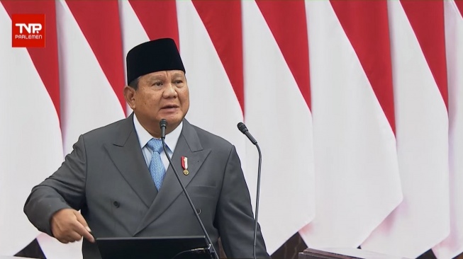 Tekan Kematian Ibu Melahirkan di Daerah, Prabowo Siapkan Ambulans Terbang Bisa Parkir Pinggir Sungai
