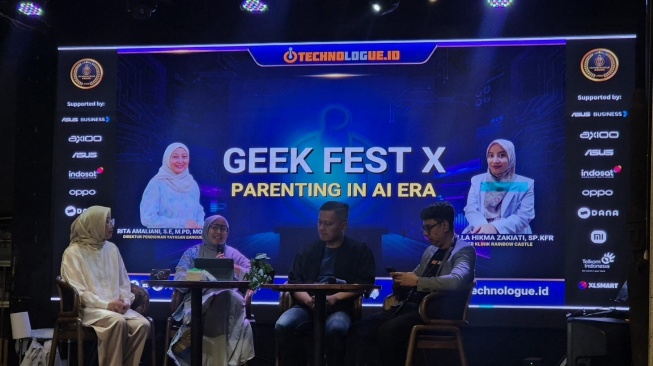 Diskusi Parenting in AI Era di Jakarta, Kamis (13/8/2026). [Suara.com/Dythia]