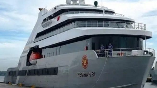 Kapal Pesiar Berlogo Kemhan Viral! Ternyata Milik Haji Isam untuk Proyek Pangan
