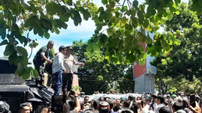 Kronologi Ricuh Hari Damai Aceh di Masjid Baiturrahman, Situasi Panas Saat Ada Teriakan 'Merdeka'