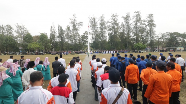 Upacara bendera Peringatan Hari Ulang Tahun (HUT) ke-81 Kemerdekaan Republik Indonesia di Alun-Alun Wates yang digelar Pemerintah Kabupaten (Pemkab) Kulon Progo, Senin (17/8/2026). (Dok: Humas Pemkab Kulon Progo).