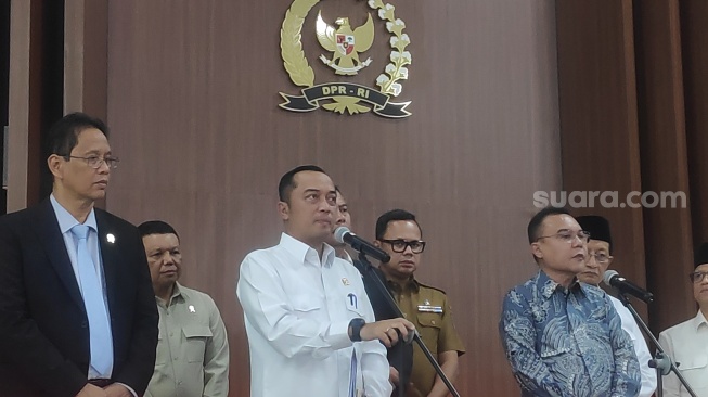 Mensesneg Ungkap Status Guru PPPK Akan Dipindah Jadi Pegawai Pusat