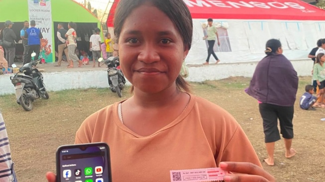 TelkomGroup hadirkan dukungan bagi masyarakat terdampak gempa bumi di Nusa Tenggara Timur (NTT) melalui penyediaan paket darurat dan akses internet gratis. (Dok: Telkom)
