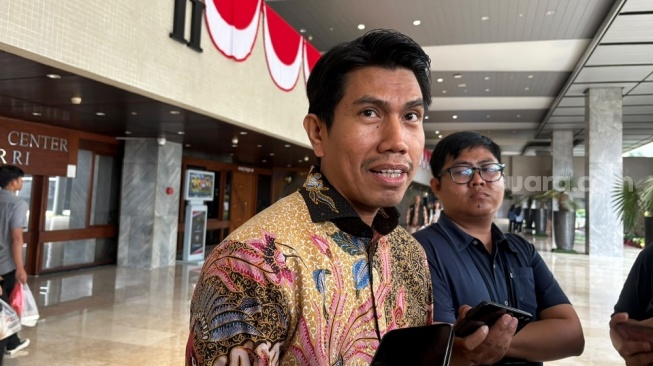 Modus Angkat Timses Jadi Honorer Disorot, DPR Dukung Kemendagri Stop Rekrutmen Staf Pemda