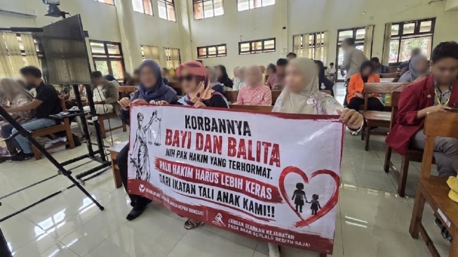 Orangtua korban Little Aresha tuntut pelaku dihukum berat (suara.com/shevinna)