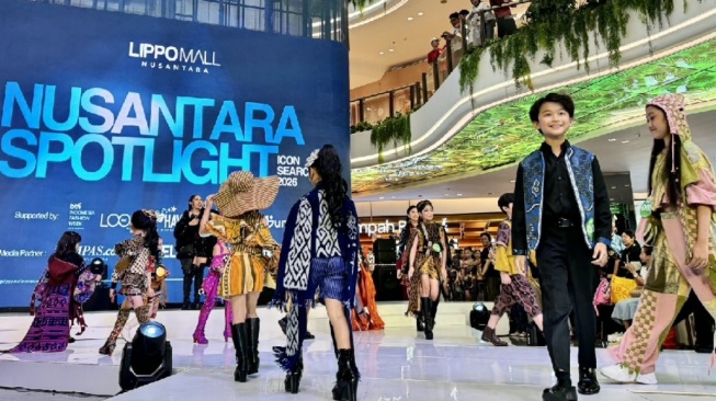 Rayakan Kemerdekaan Lewat Modeling, Talenta Muda Tampil Percaya Diri Unjuk Gaya dan Karakter