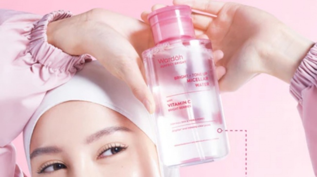 Wardah Perfect Bright Tone Up Micellar Water