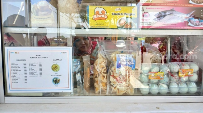 Produk yang dijual Mami Sera, singkatan dari Mangunharjo Mandiri Sejahtera. [Suara.com/Budi Arista Romadhoni]