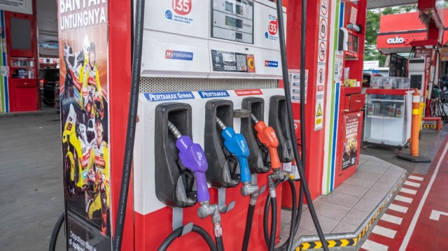 Harga Pertamax Turun Rp300, Mengapa Harga BBM Bisa Fluktuatif?